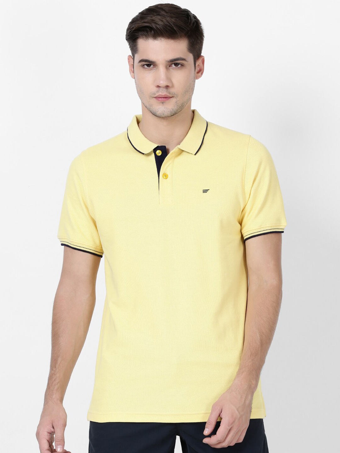 

t-base Men Yellow Polo Collar T-shirt