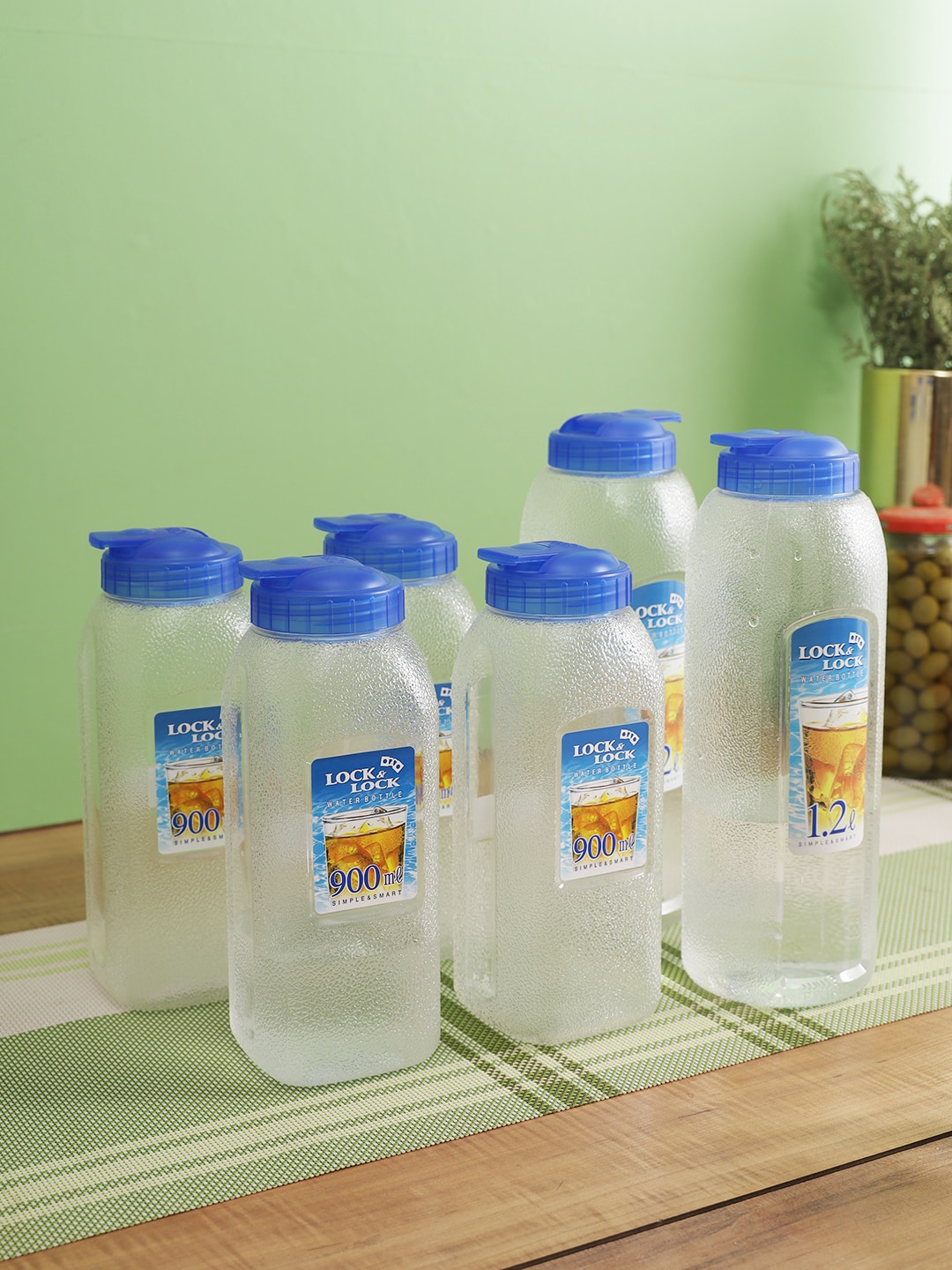 

Lock & Lock Set Of 6 Transparent Solid Water Bottles