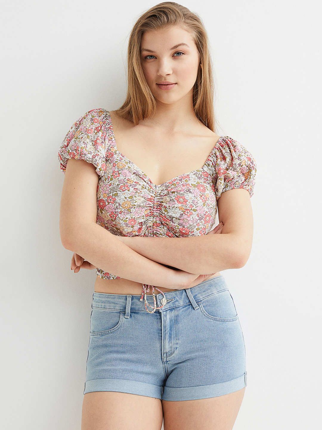 

H&M Women Blue Denim shorts