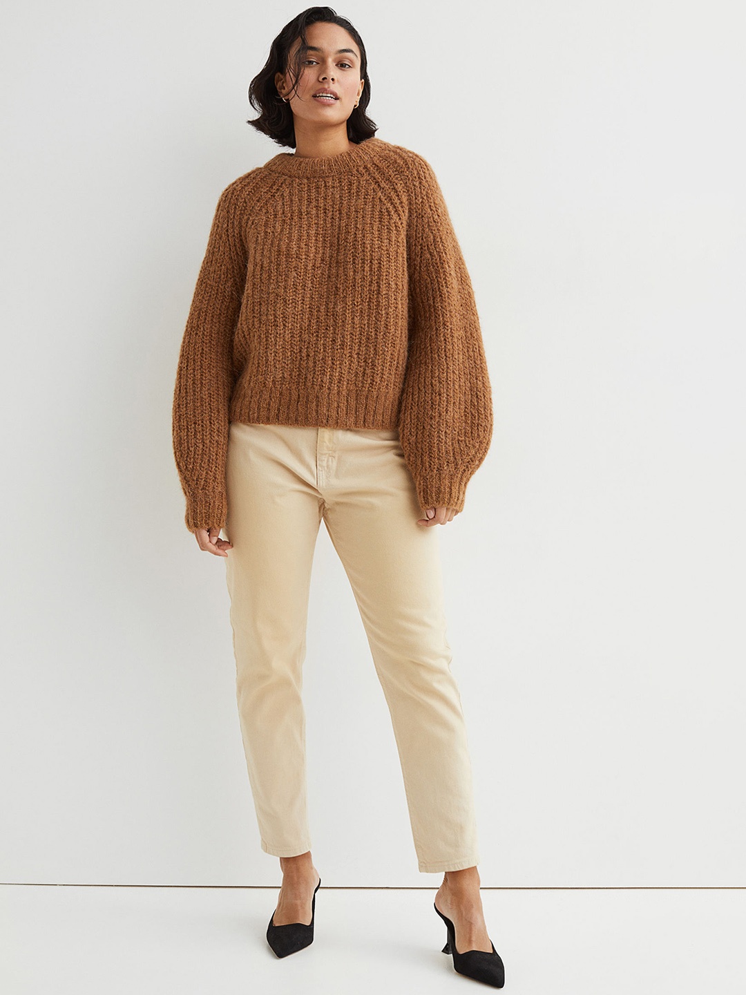 

H&M Women Beige Slim Mom High Ankle Jeans