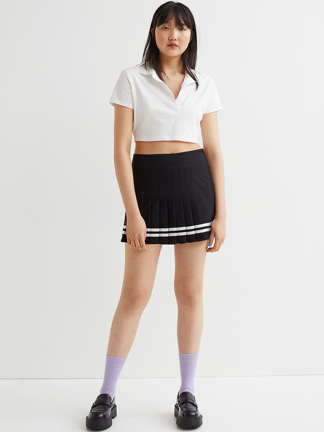 

H&M Women Black Tennis Skirt