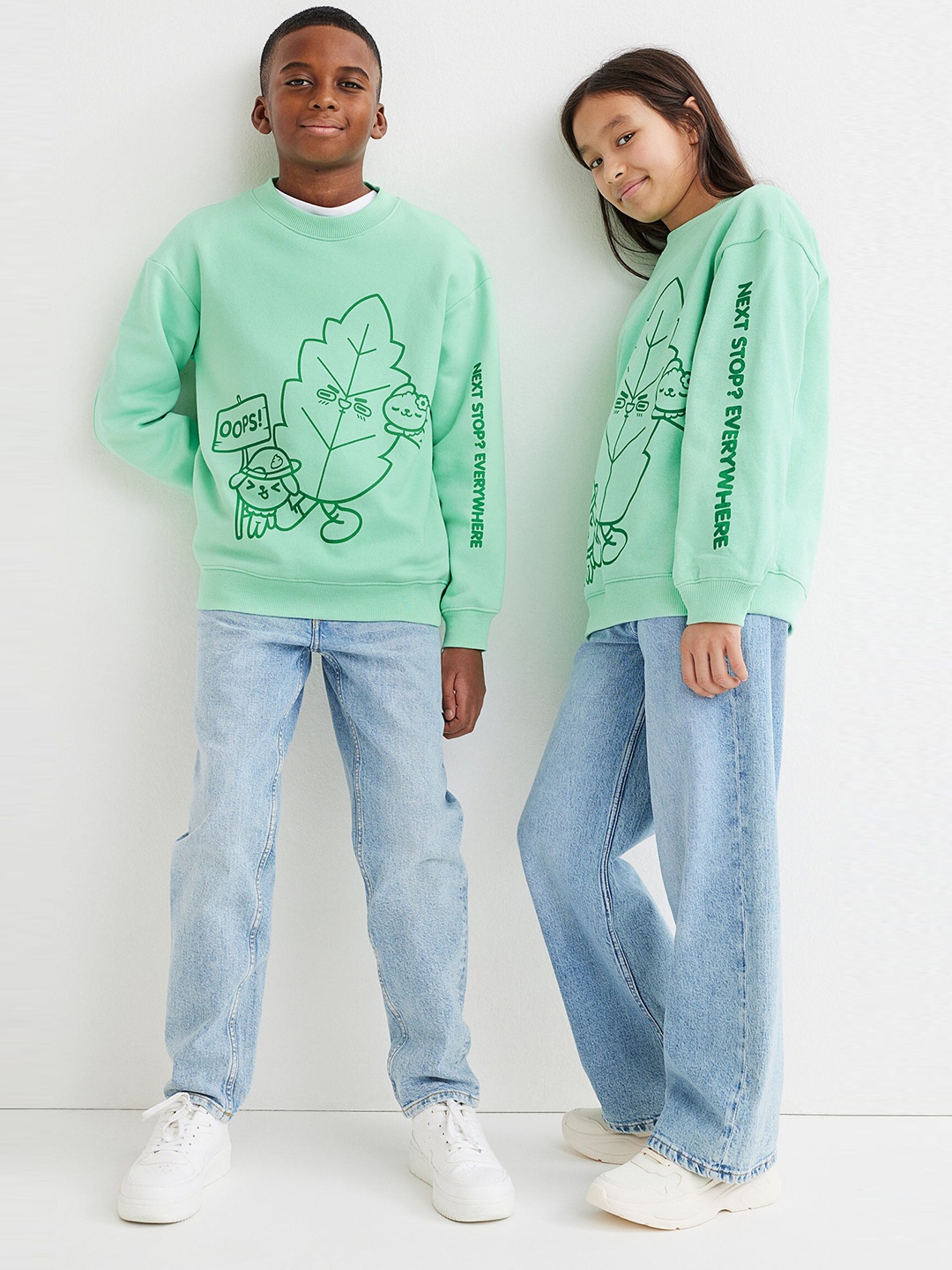 H&M Girls Green Printed Oversized Sweatshirt