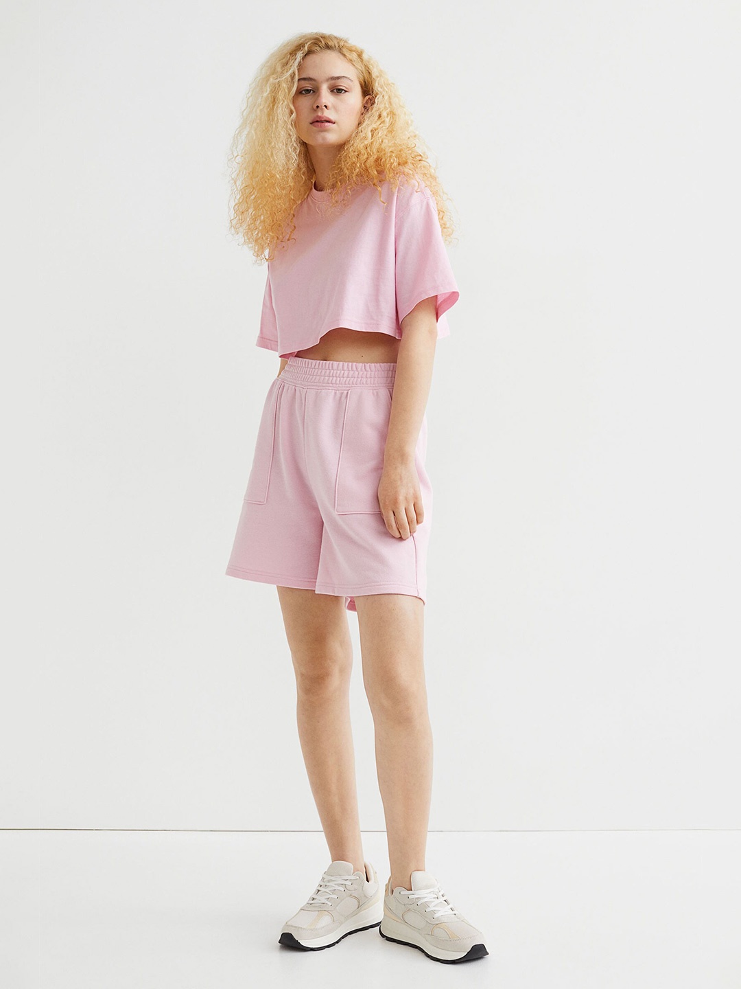 

H&M Pink Solid Cropped T-shirt