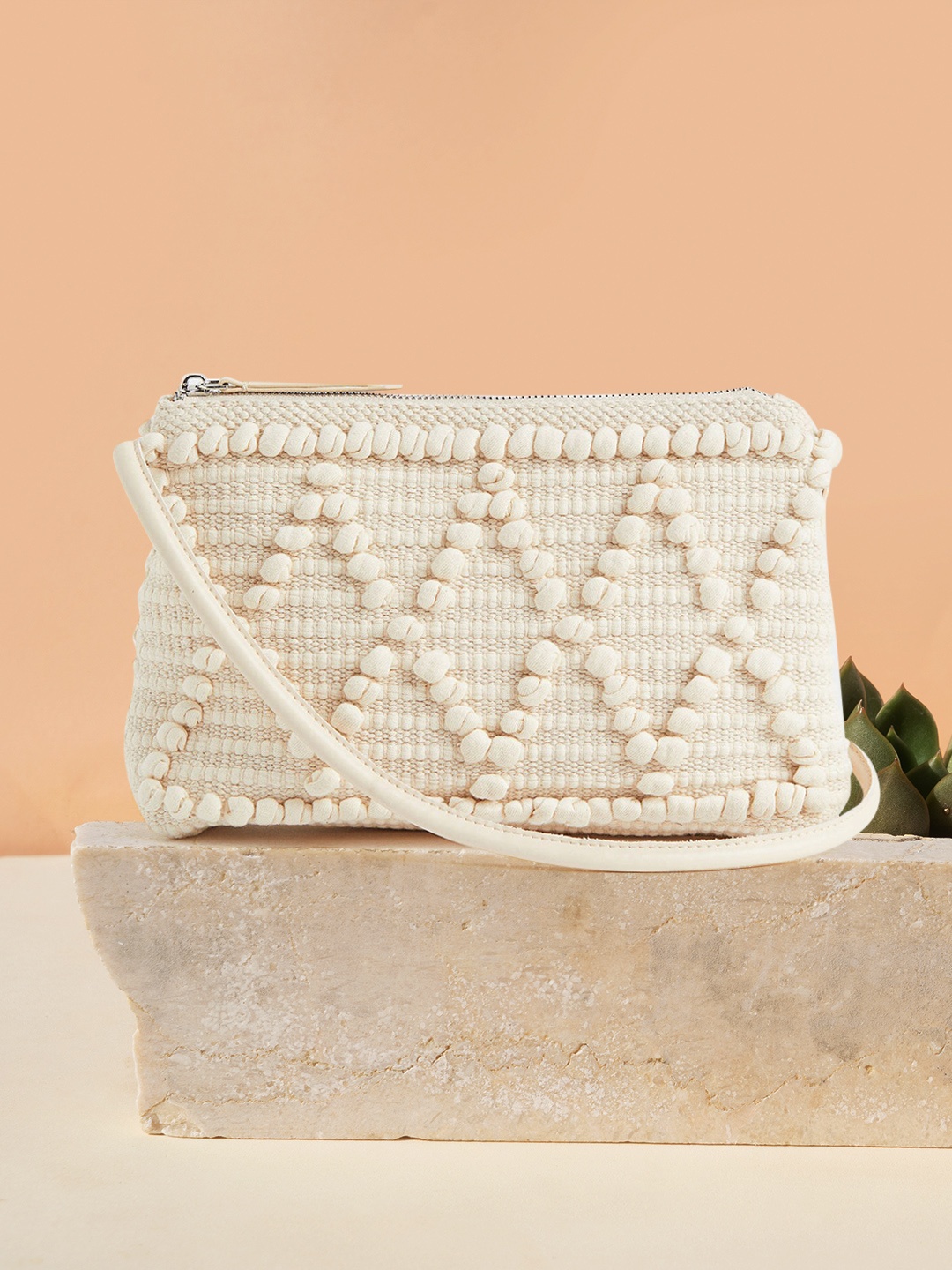 

H&M Beige Textured-Weave Shoulder Bag