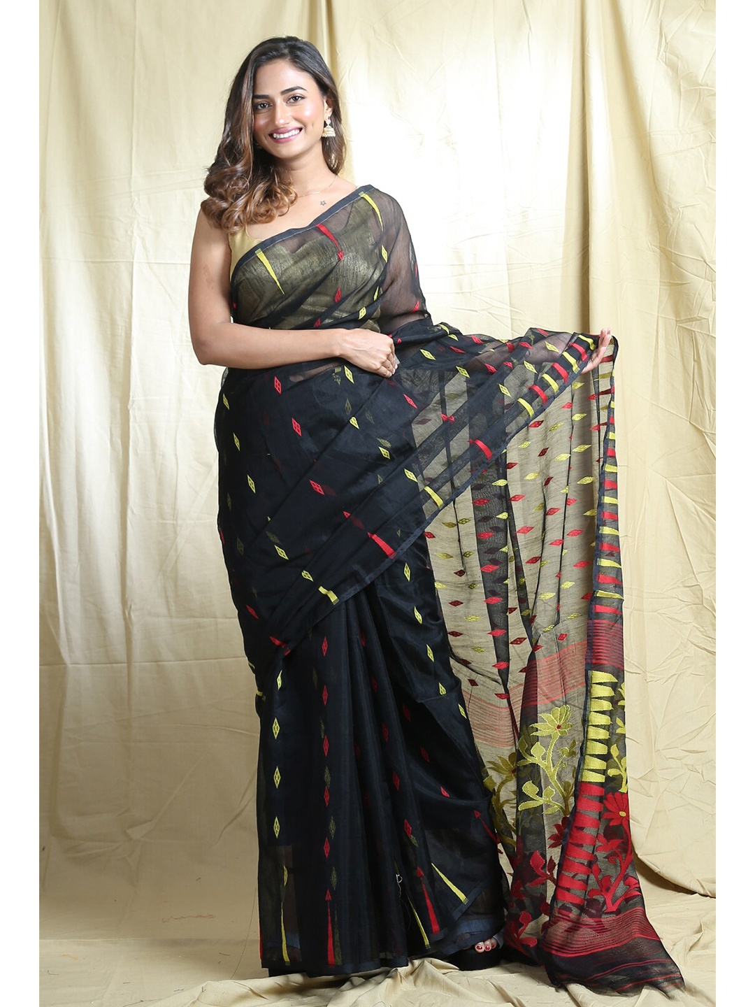 

Arhi Black & Yellow Woven Design Silk Cotton Saree
