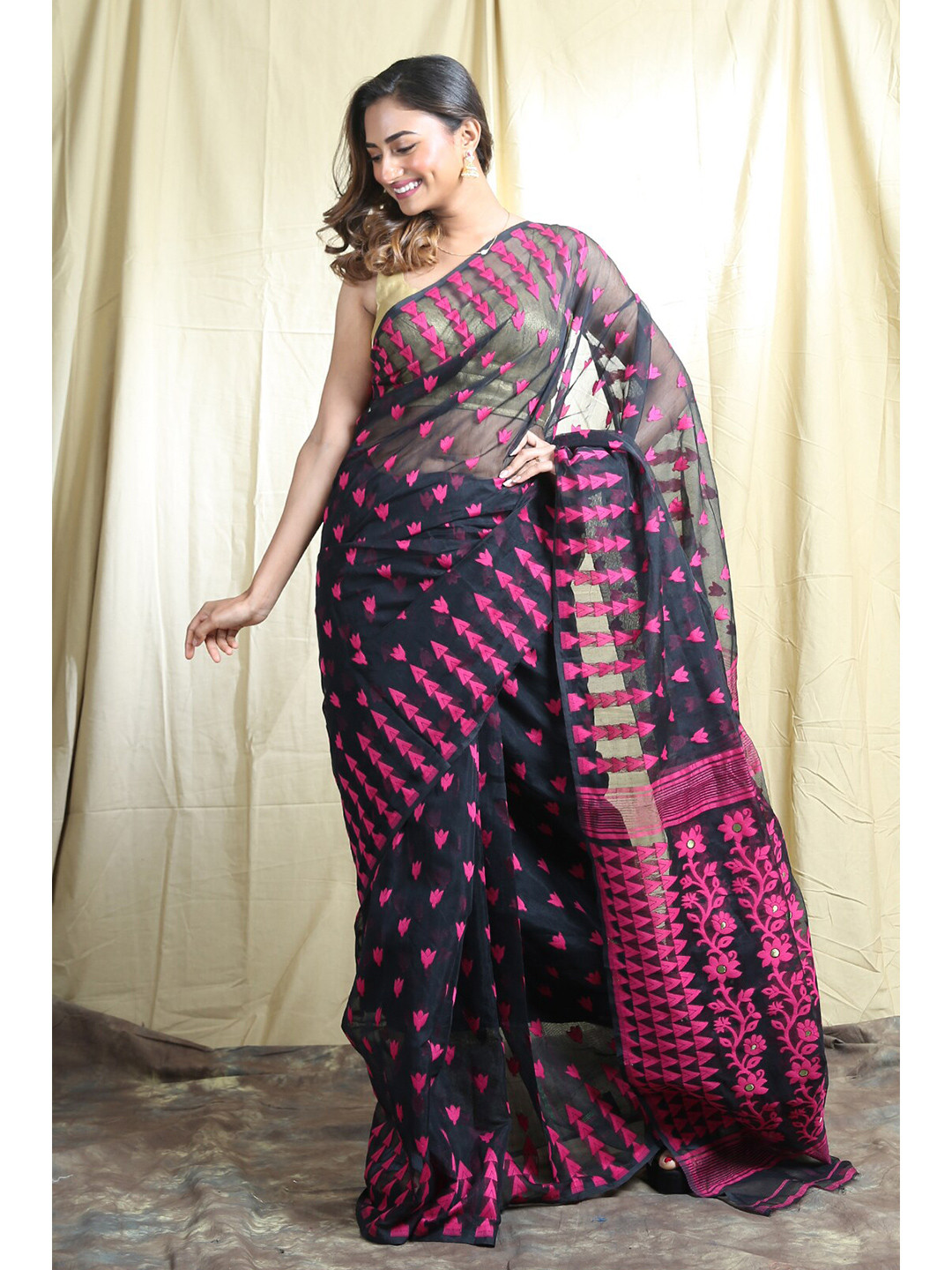 

Arhi Black & Pink Floral Silk Cotton Saree
