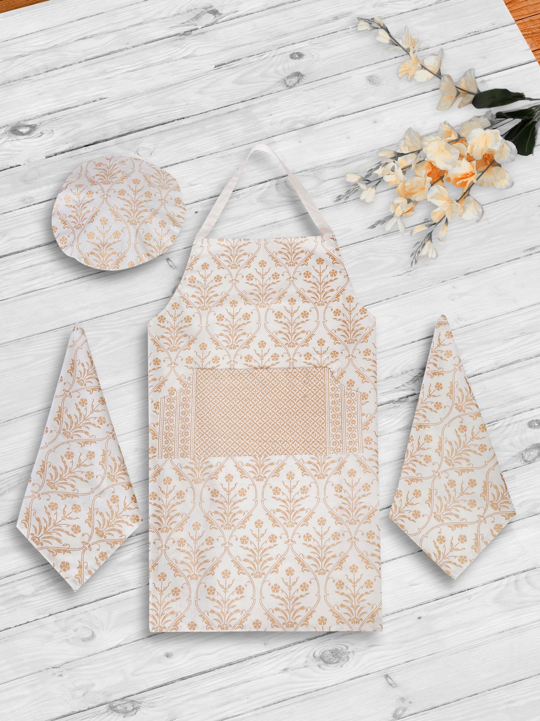 

Rajasthan Decor Set Of 4 Printed Cotton Apron Set, White