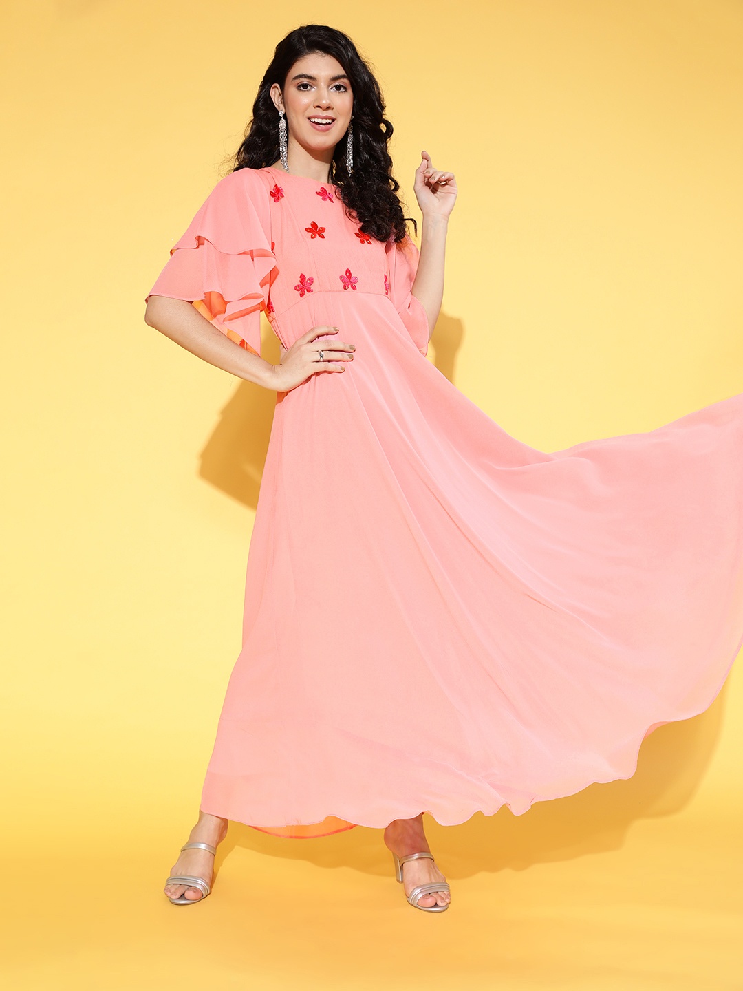 

Sangria Women Floral Thread Embroidered Ethnic Dress, Pink