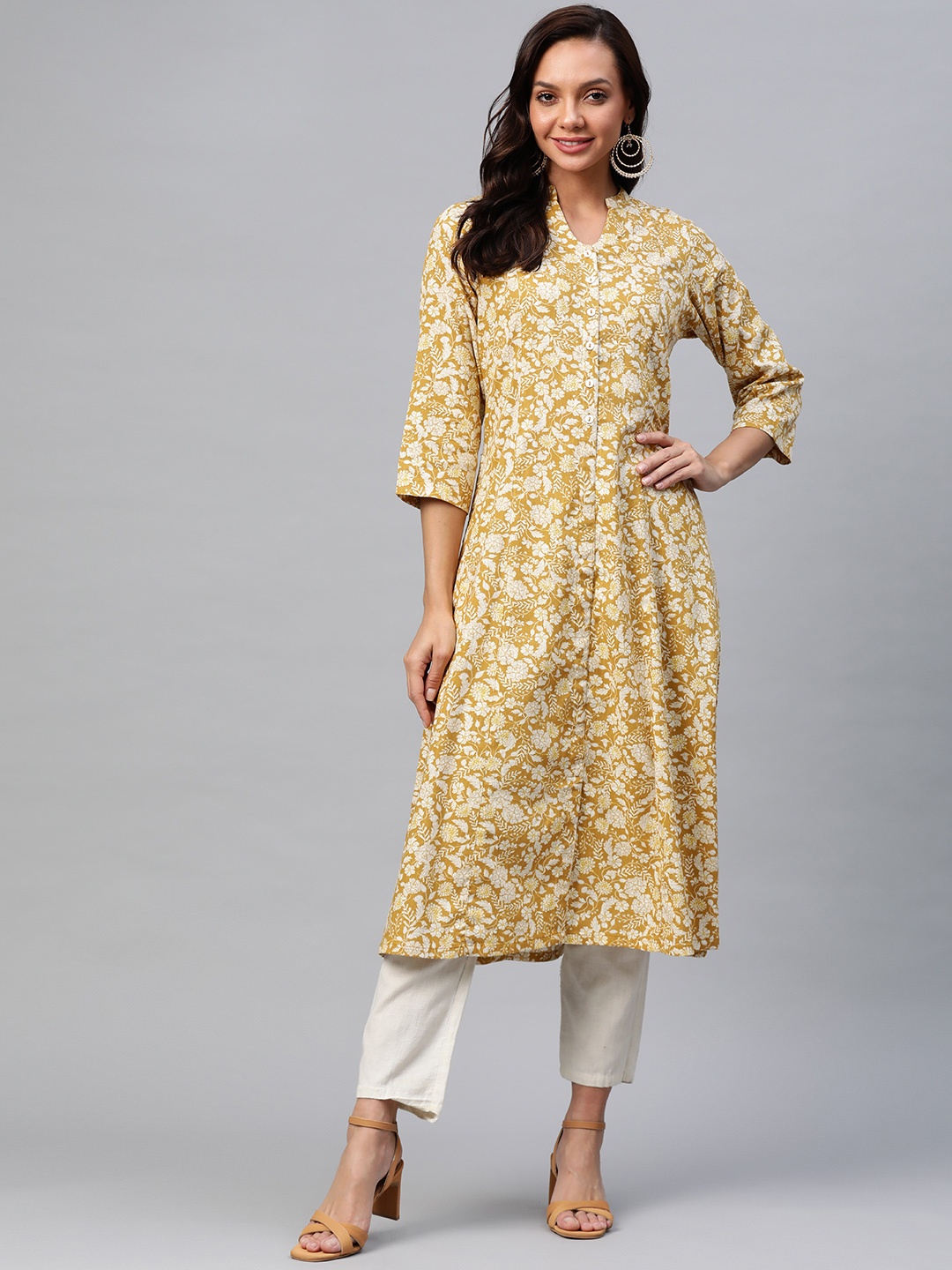 

Ayaany Women Mustard Yellow & White Ethnic Motifs Printed Kurta