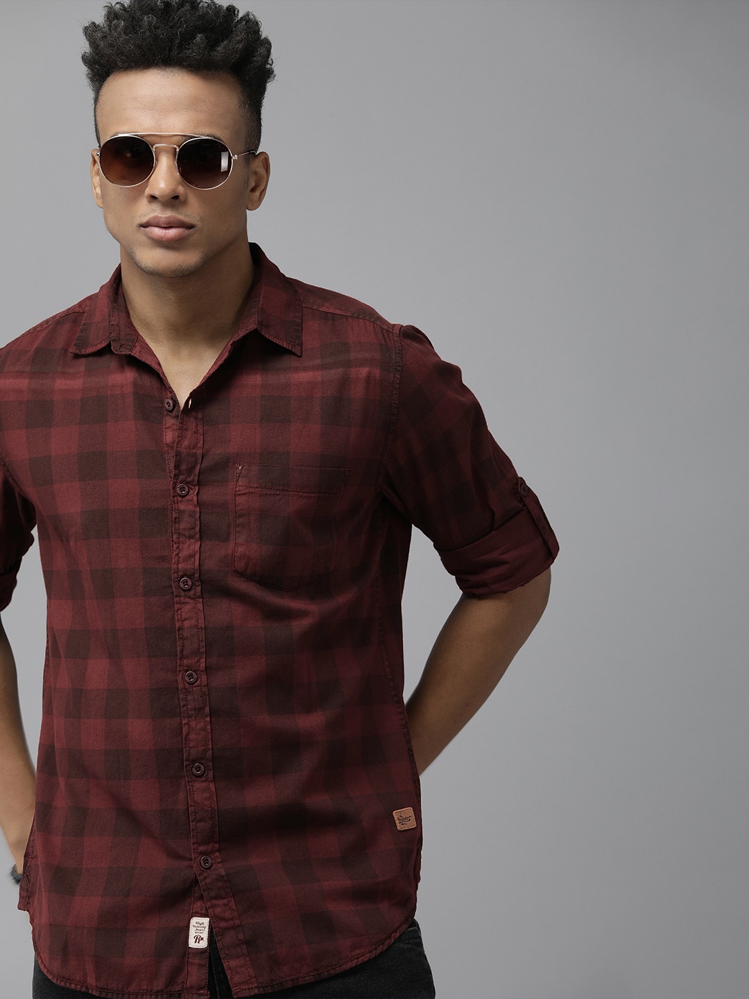 

Roadster Men Maroon Classic Checked Cotton Casual Shirt