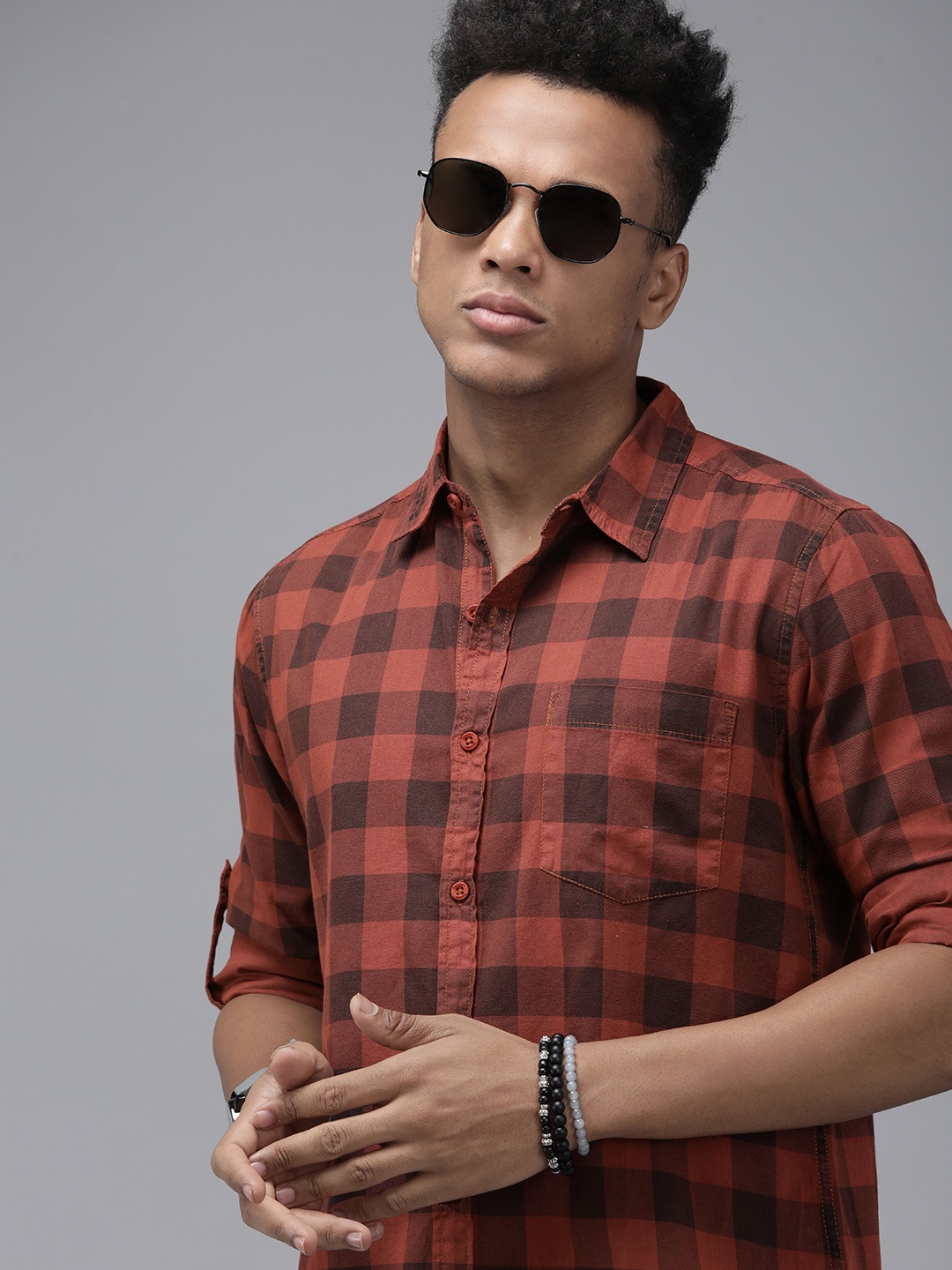 

Roadster Men Rust Red Pure Cotton Classic Checked Casual Shirt