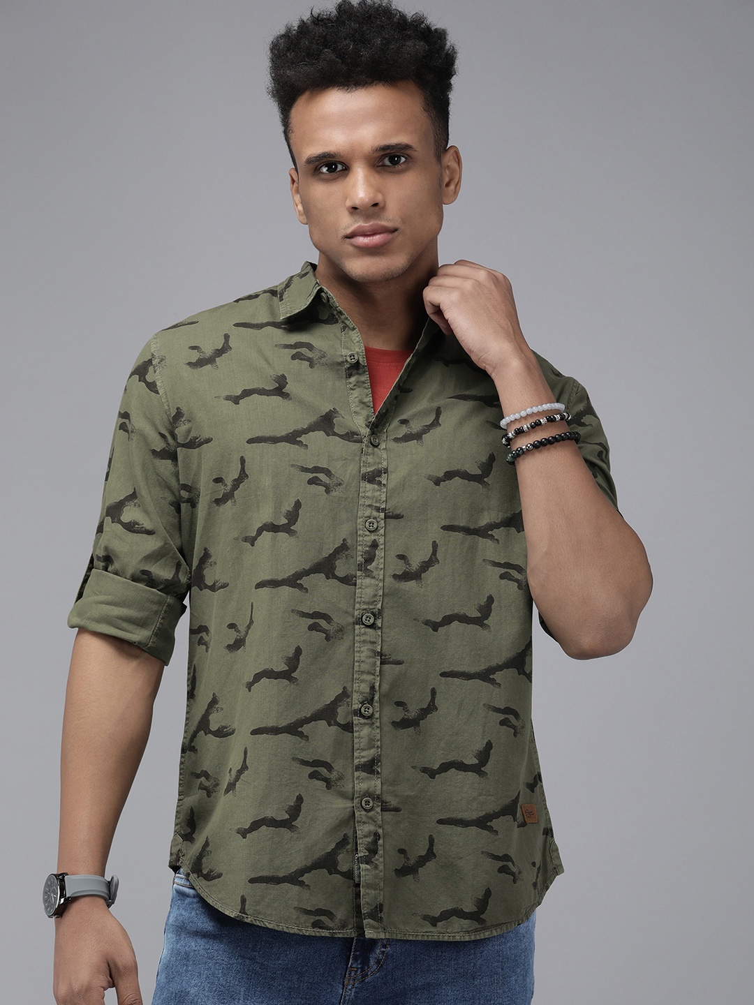 

Roadster Men Olive Green Pure Cotton Classic Abstract Printed Casual Shirt