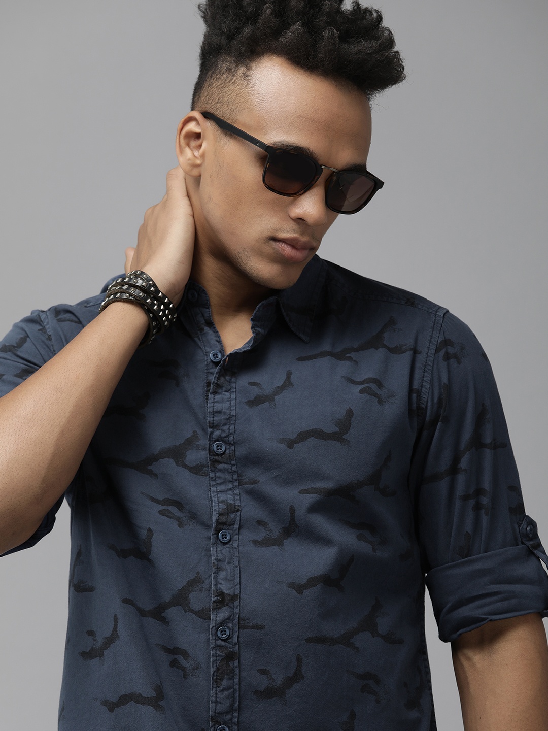 

Roadster Men Navy Blue Classic Printed Casual Shirt