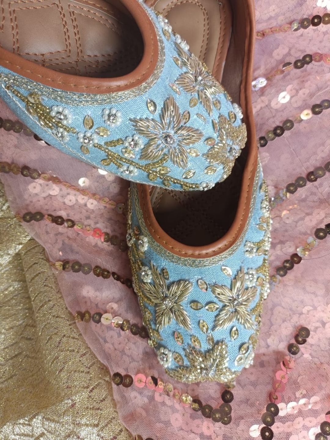 

DESI COLOUR Women Blue & Gold Ethnic Embellished Handcrafted Mojaris