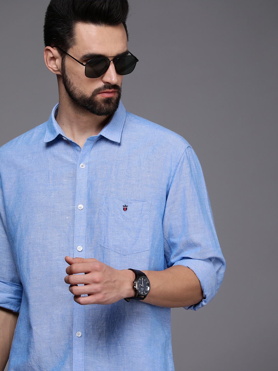 

Louis Philippe Sport Men Blue Solid Slim Fit Casual Shirt