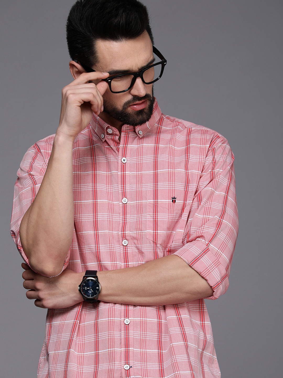 

Louis Philippe Sport Men Pink & Red Checked Slim Fit Pure Cotton Casual Shirt