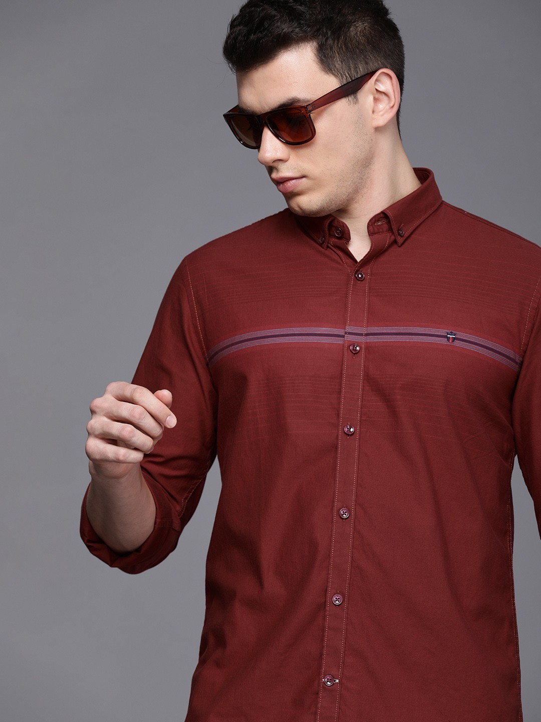 

Louis Philippe Sport Men Red Striped Slim Fit Pure Cotton Casual Shirt