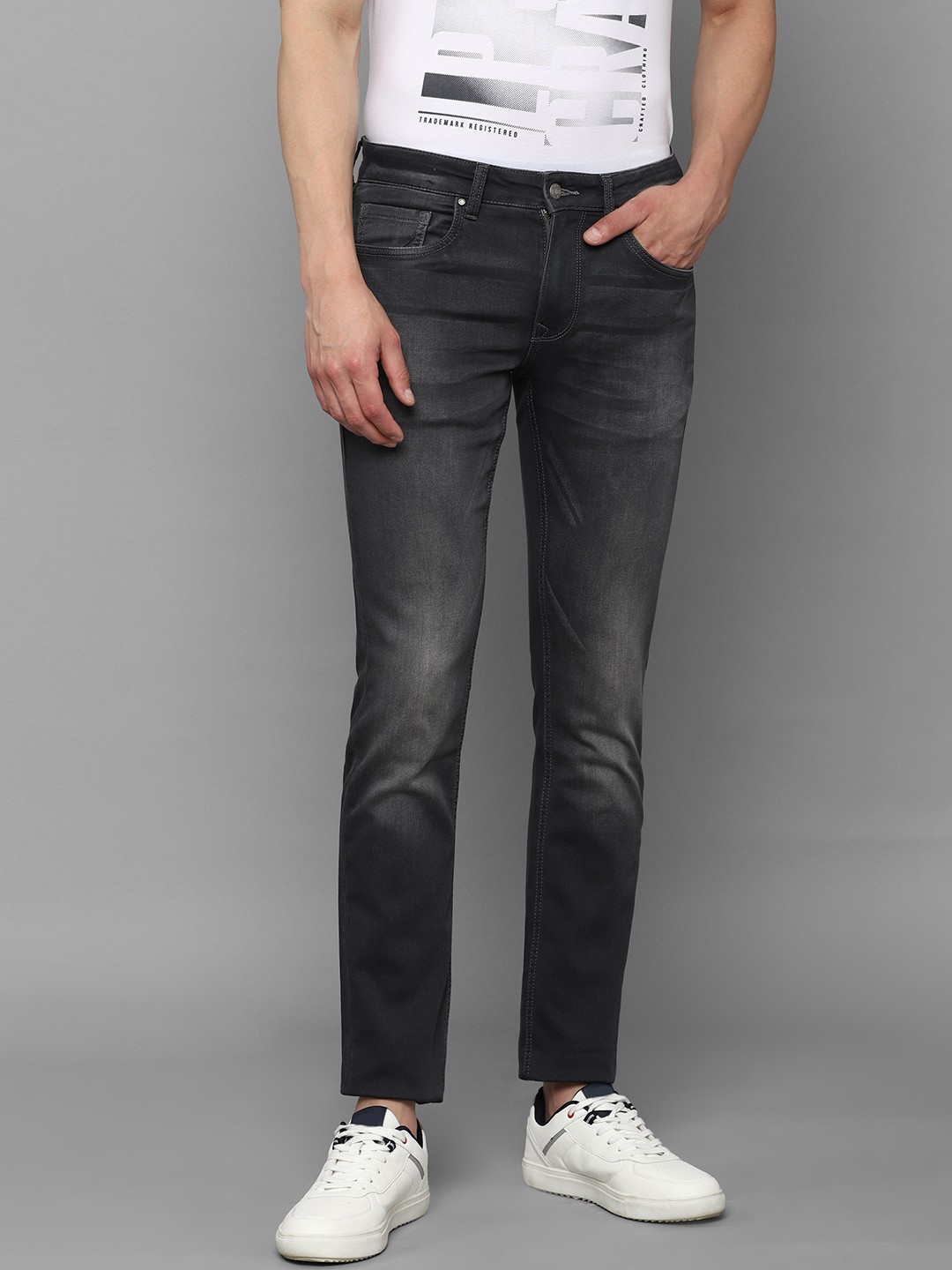 

Louis Philippe Jeans Men Grey Slim Fit Low-Rise Light Fade Stretchable Jeans
