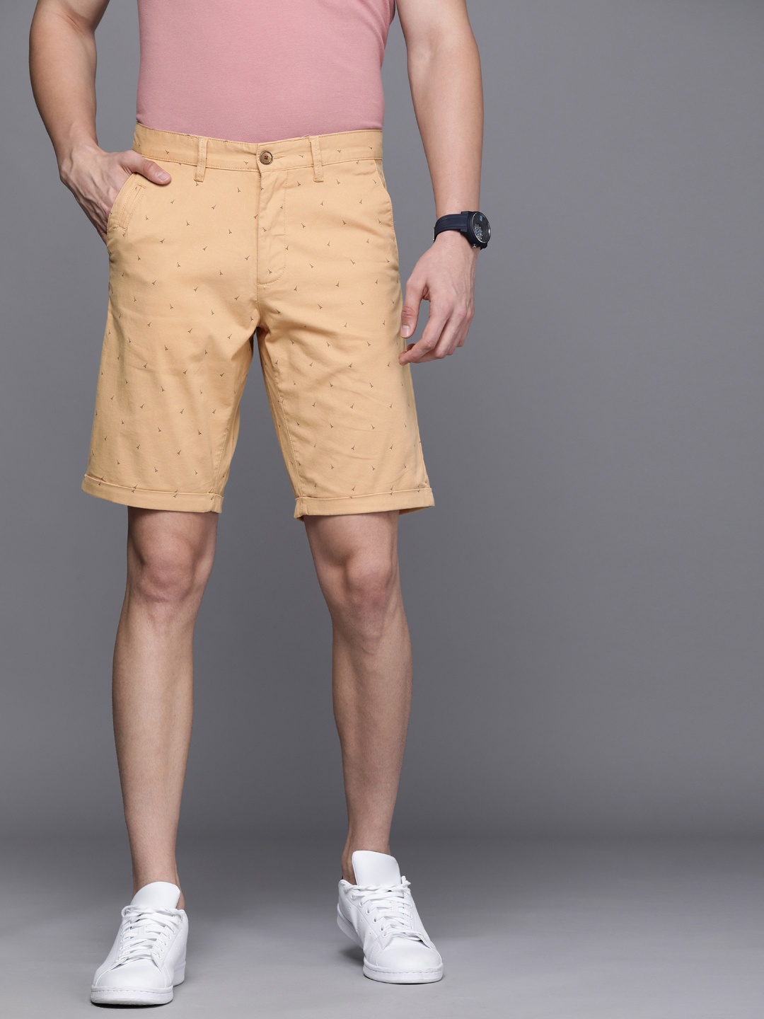 

Louis Philippe Sport Men Beige Geometric Printed Slim Fit Low-Rise Regular Shorts