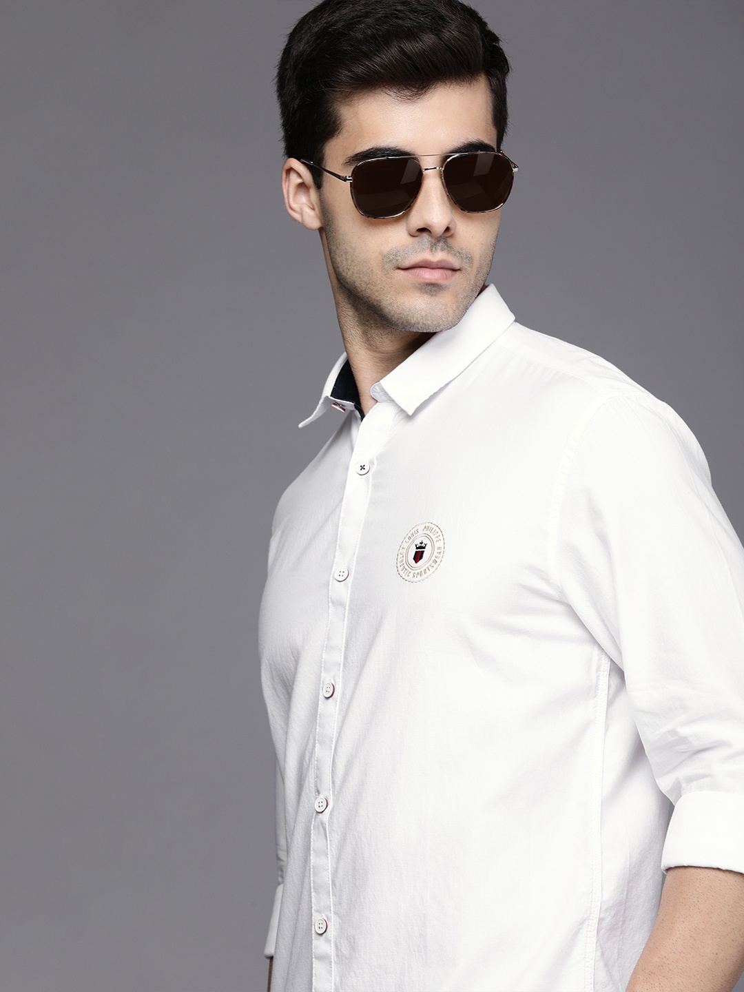 

Louis Philippe Sport Men White Solid Super Slim Fit Pure Cotton Casual Shirt