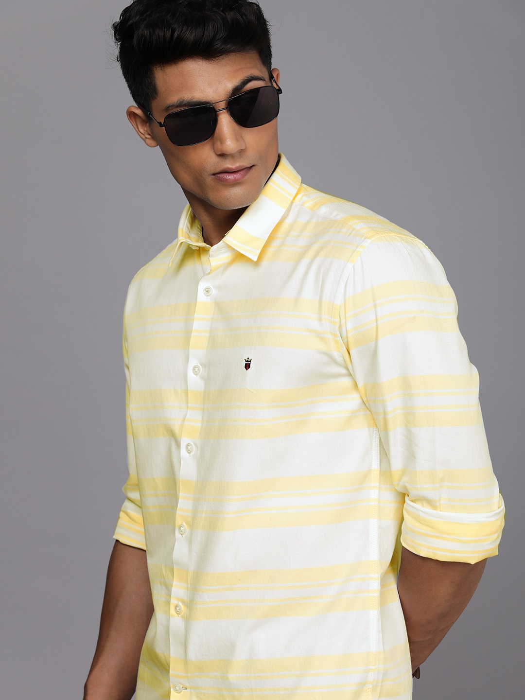 

Louis Philippe Sport Men Yellow & White Striped Pure Cotton Super Slim Fit Casual Shirt