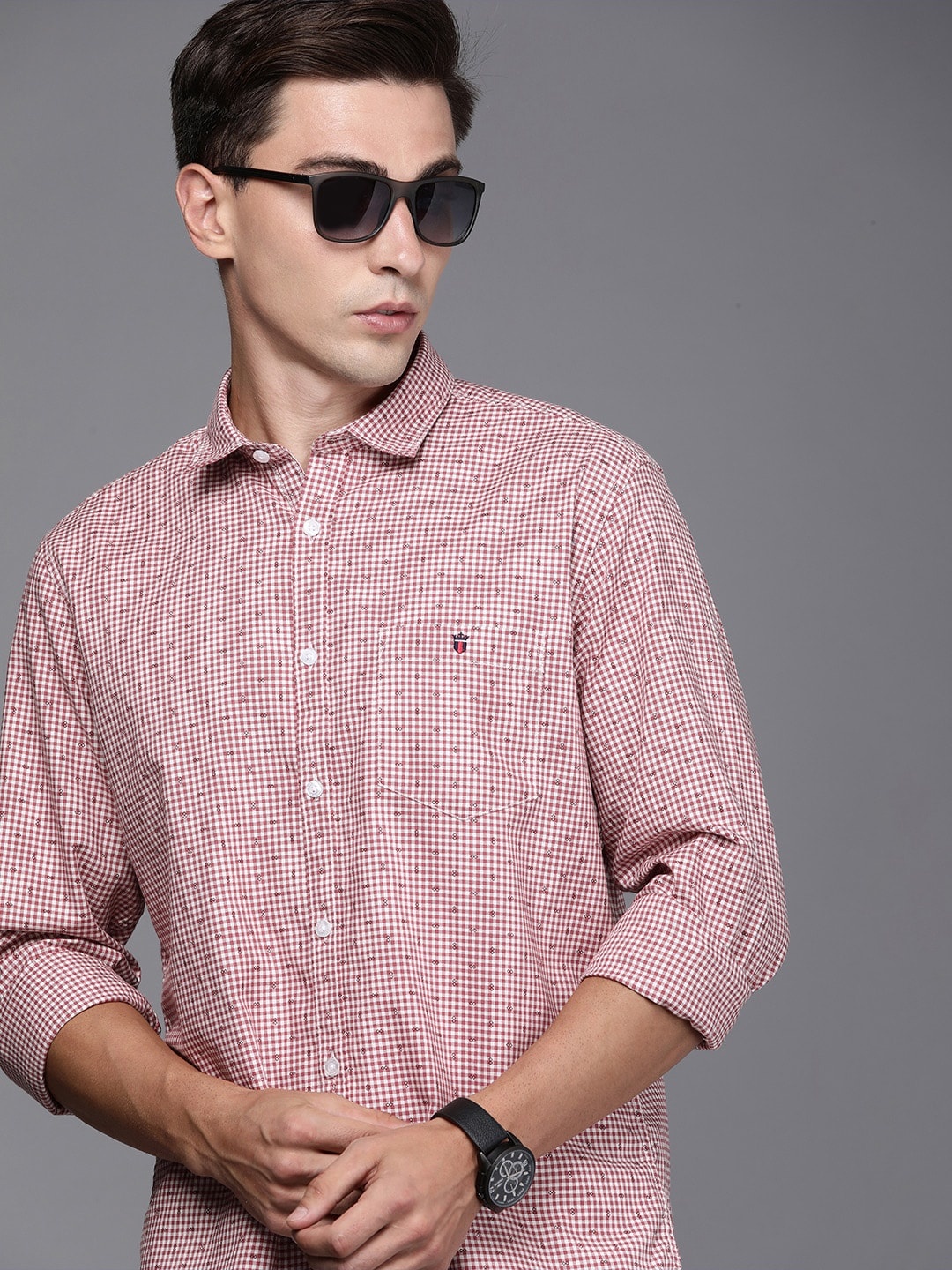 

Louis Philippe Jeans Men Red & Off-White Checked Slim Fit Casual Shirt