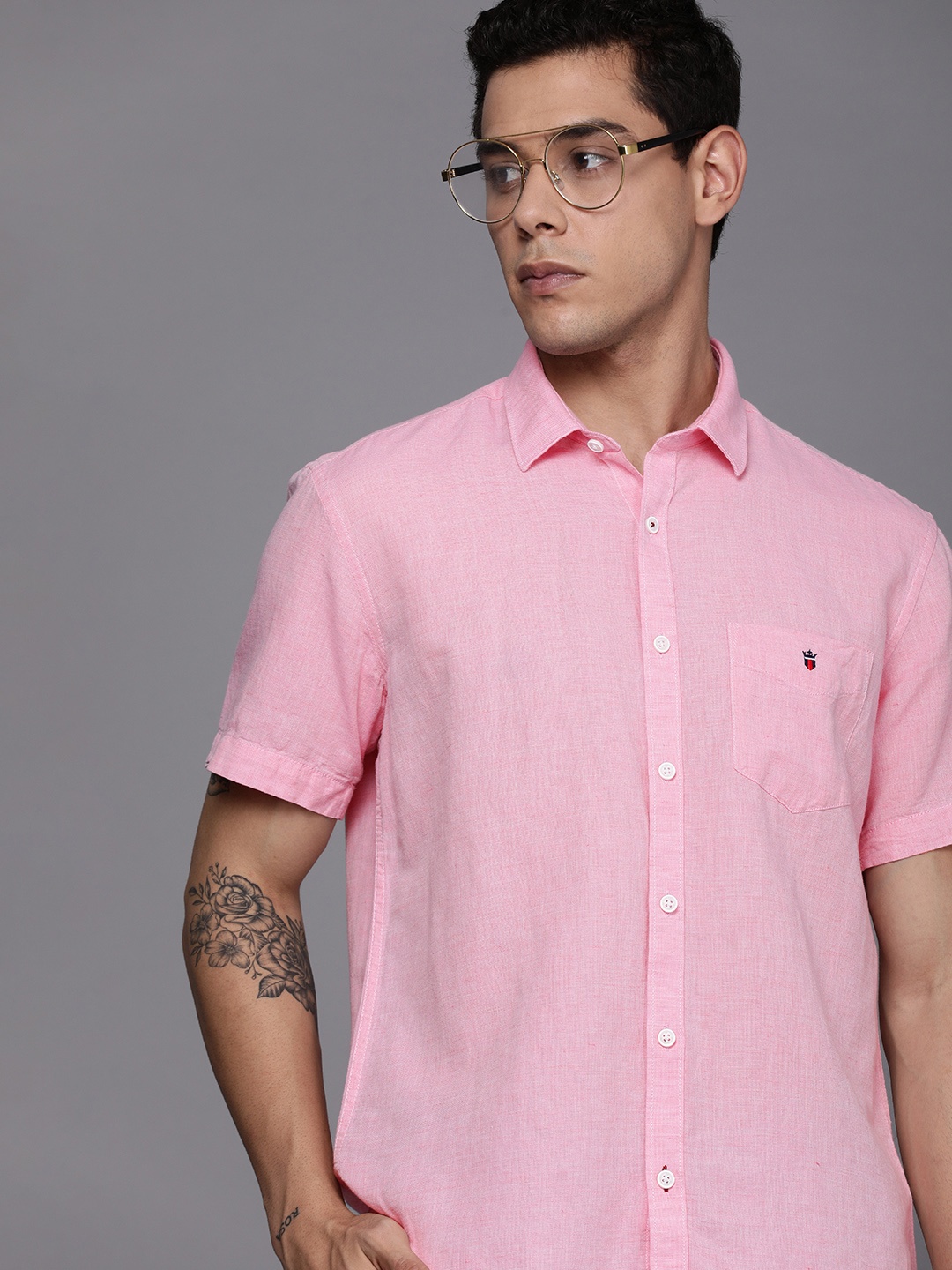 

Louis Philippe Sport Men Pink Self Design Slim Fit Casual Shirt