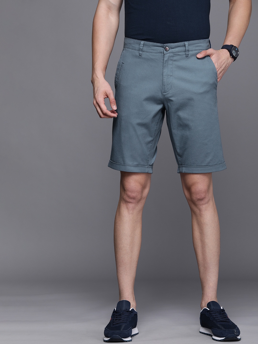 

Louis Philippe Sport Men Blue Solid Slim Fit Shorts