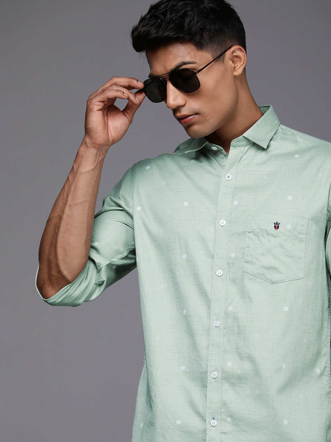 

Louis Philippe Sport Men Green & White Super Slim Fit Printed Casual Shirt