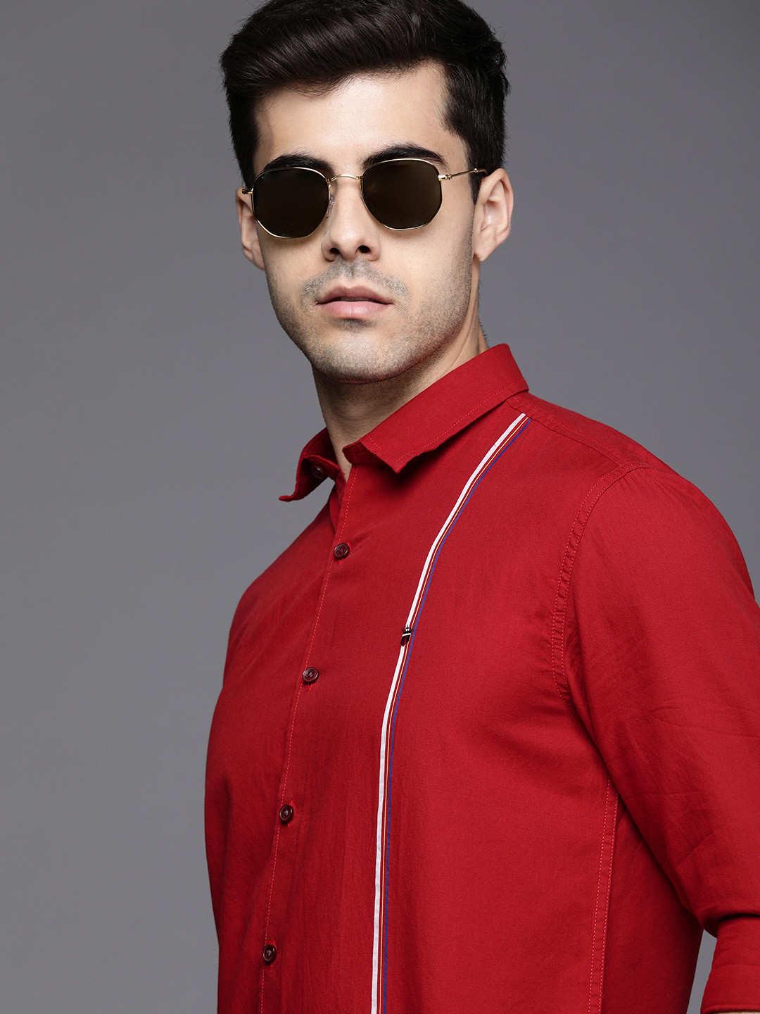 

Louis Philippe Sport Men Red Solid Super Slim Fit Pure Cotton Casual Shirt