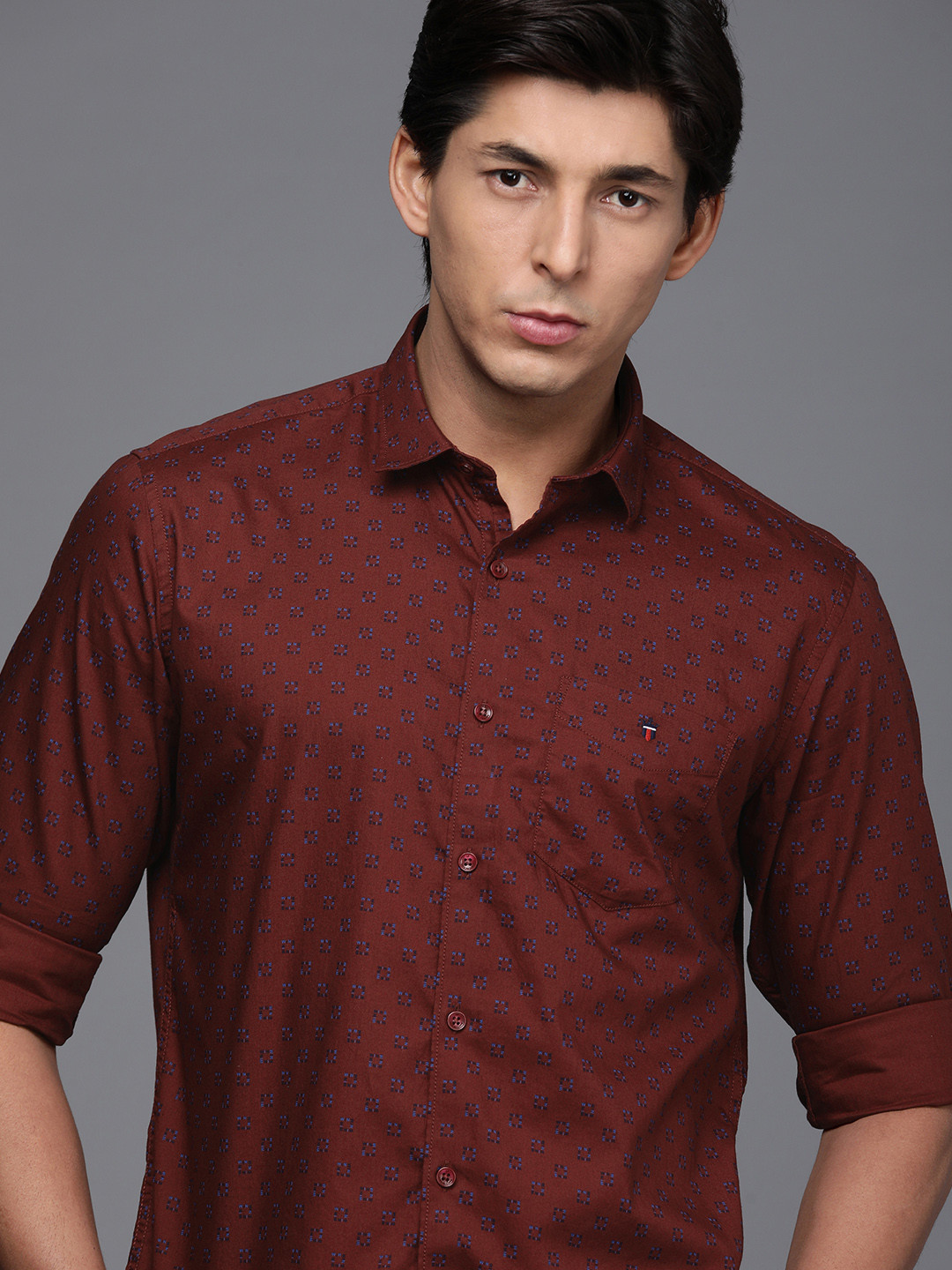 

Louis Philippe Sport Men Rust Red And Blue Slim Fit Printed Pure Cotton Casual Shirt