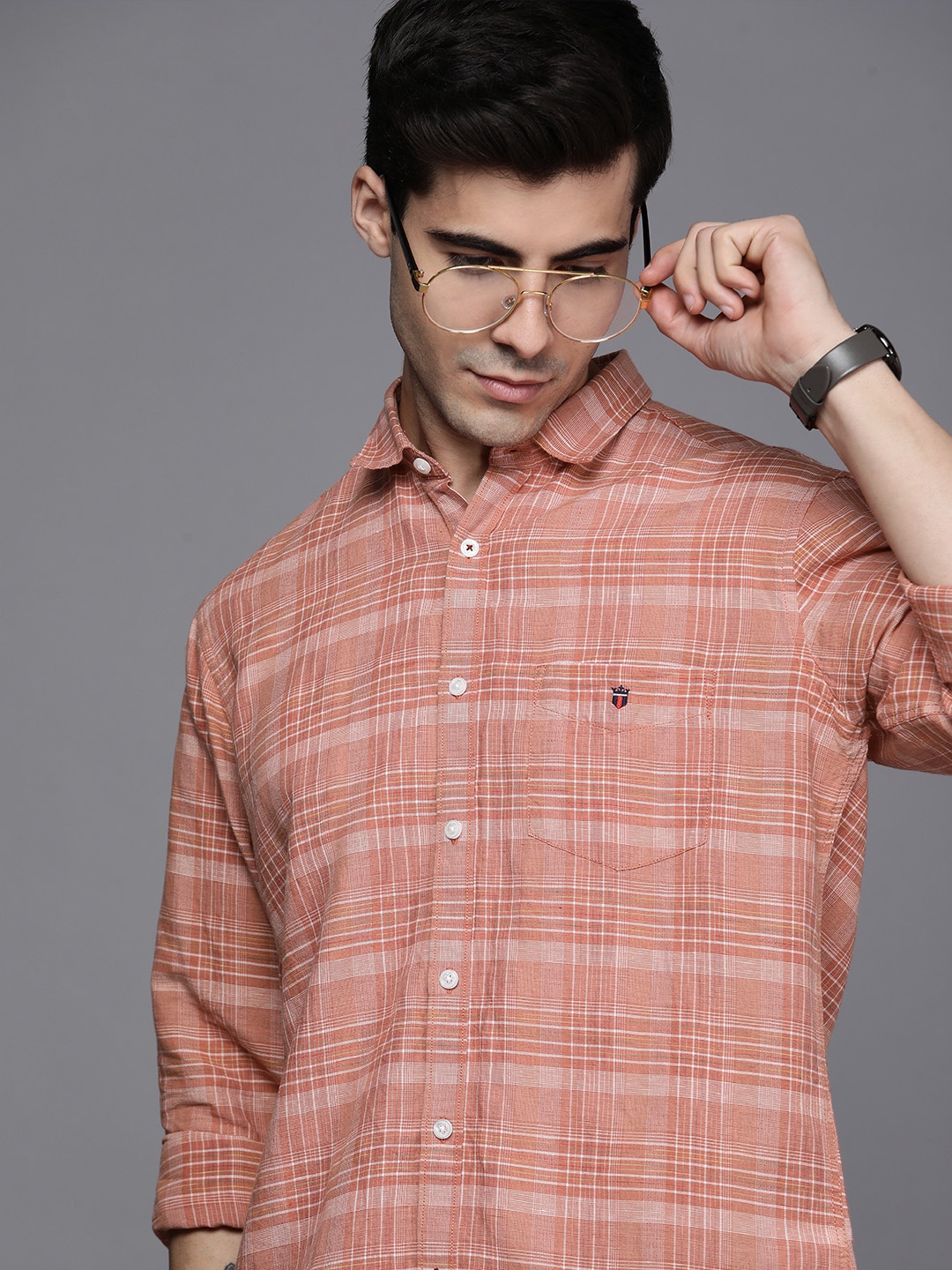 

Louis Philippe Sport Men Coral Red & White Slim Fit Checked Casual Shirt