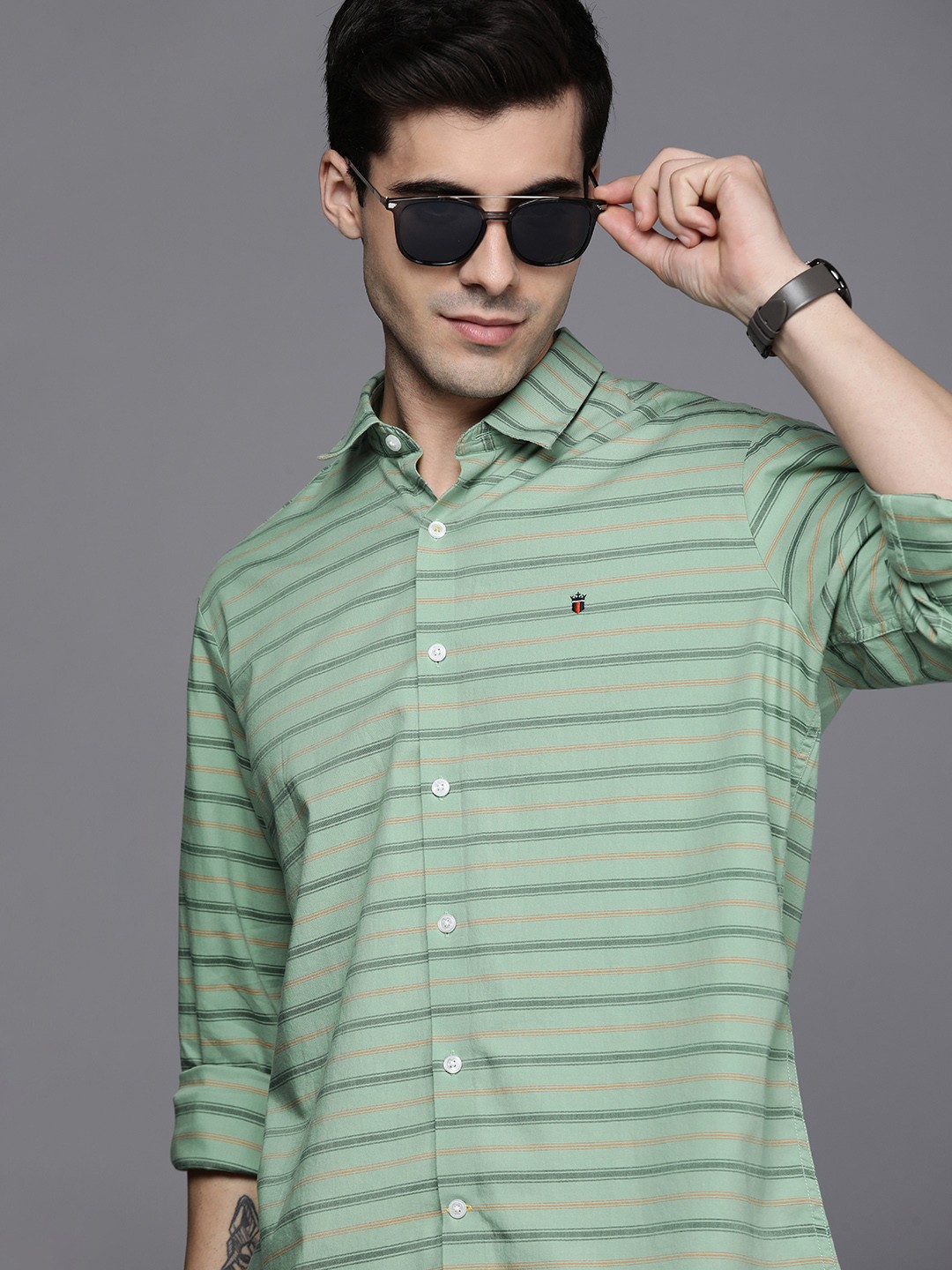 

Louis Philippe Sport Men Green Slim Fit Striped Pure Cotton Casual Shirt