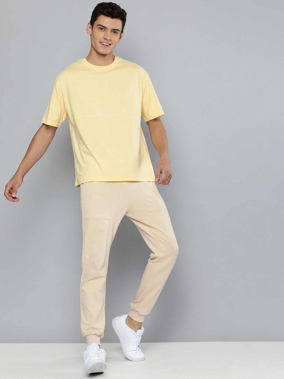 

M&H Easy Men Yellow T-shirt