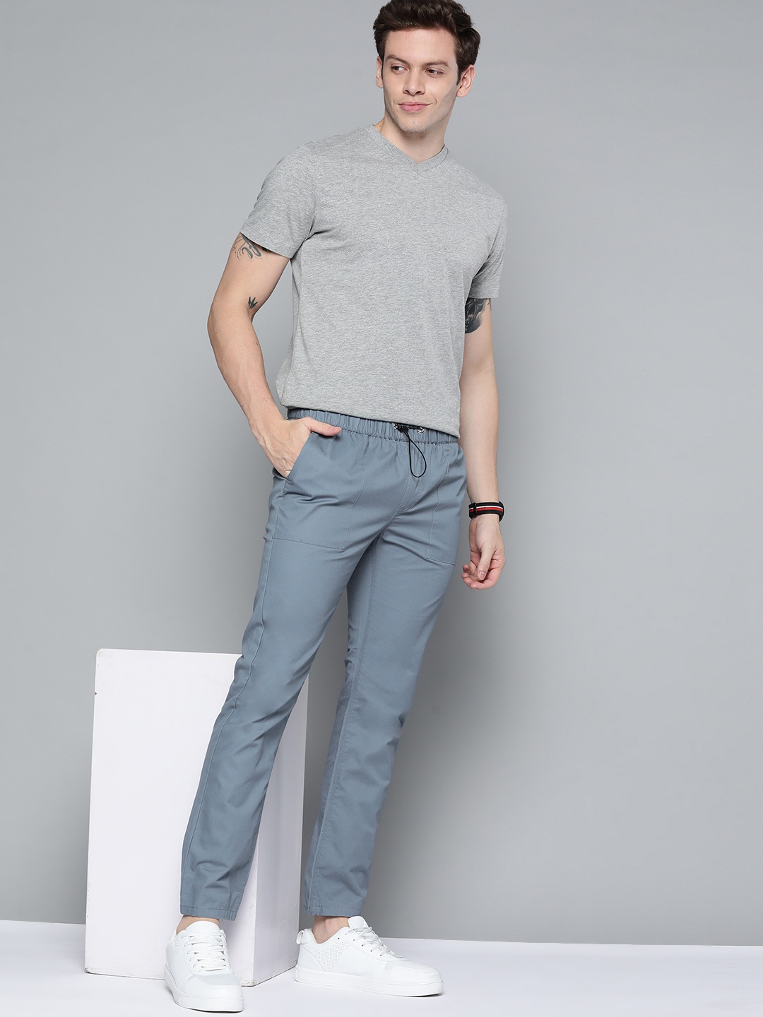 

Mast & Harbour Men Blue Solid Pure Cotton Joggers