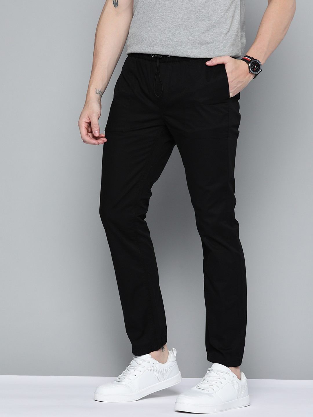 

Mast & Harbour Men Black Solid Pure Cotton Joggers