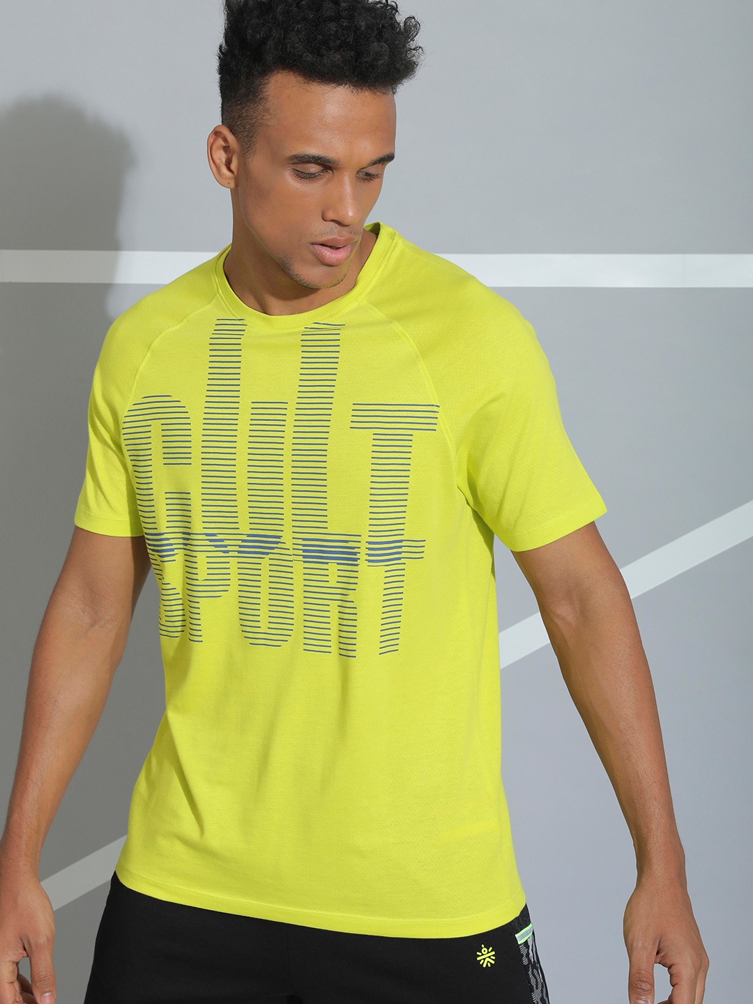 

Cultsport Men Green Typography Printed Raw Edge Training or Gym T-shirt