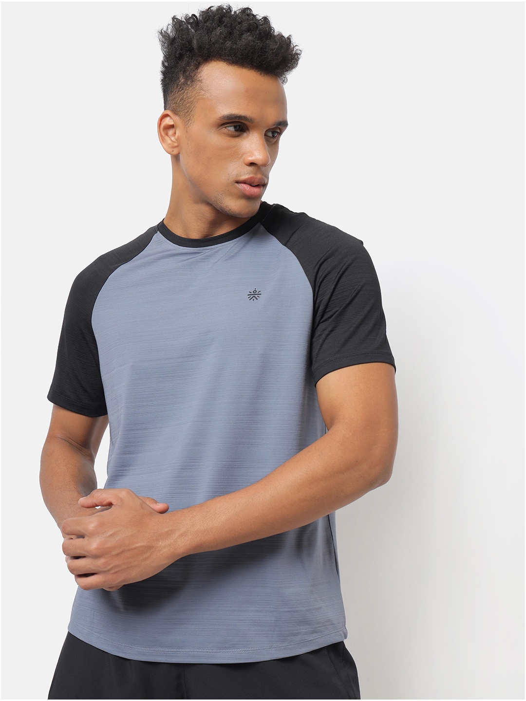 

Cultsport Men Grey Colourblocked Training or Gym T-shirt