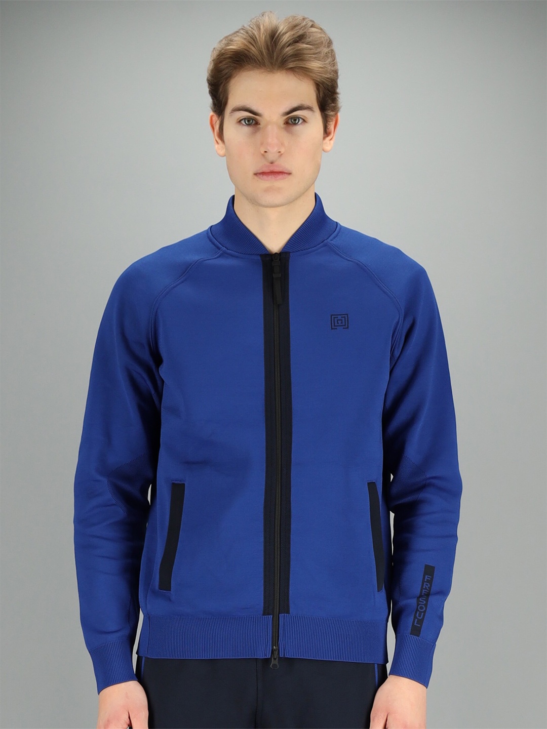 

FREESOUL Men Blue Sweatshirt