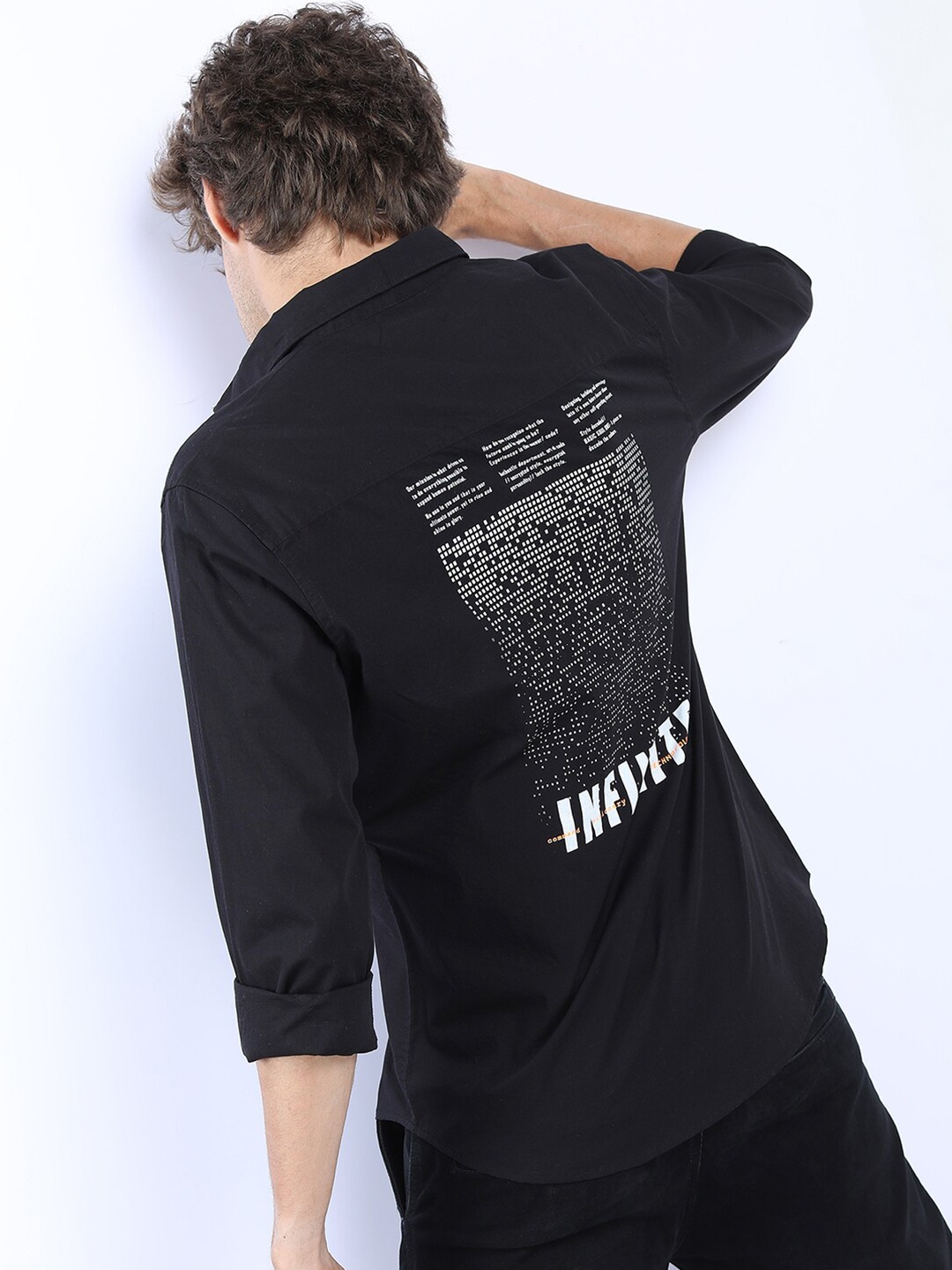 

HIGHLANDER Men Black & White Slim Fit back Graphic Printed Cotton Casual Shirt