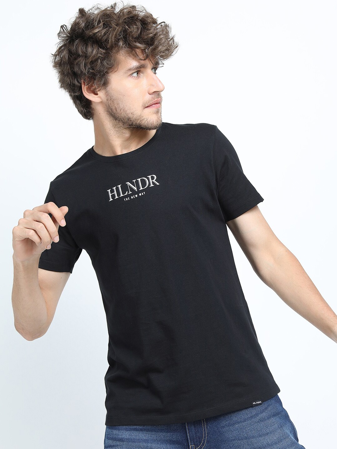 

HIGHLANDER Men Black Typography Slim Fit T-shirt