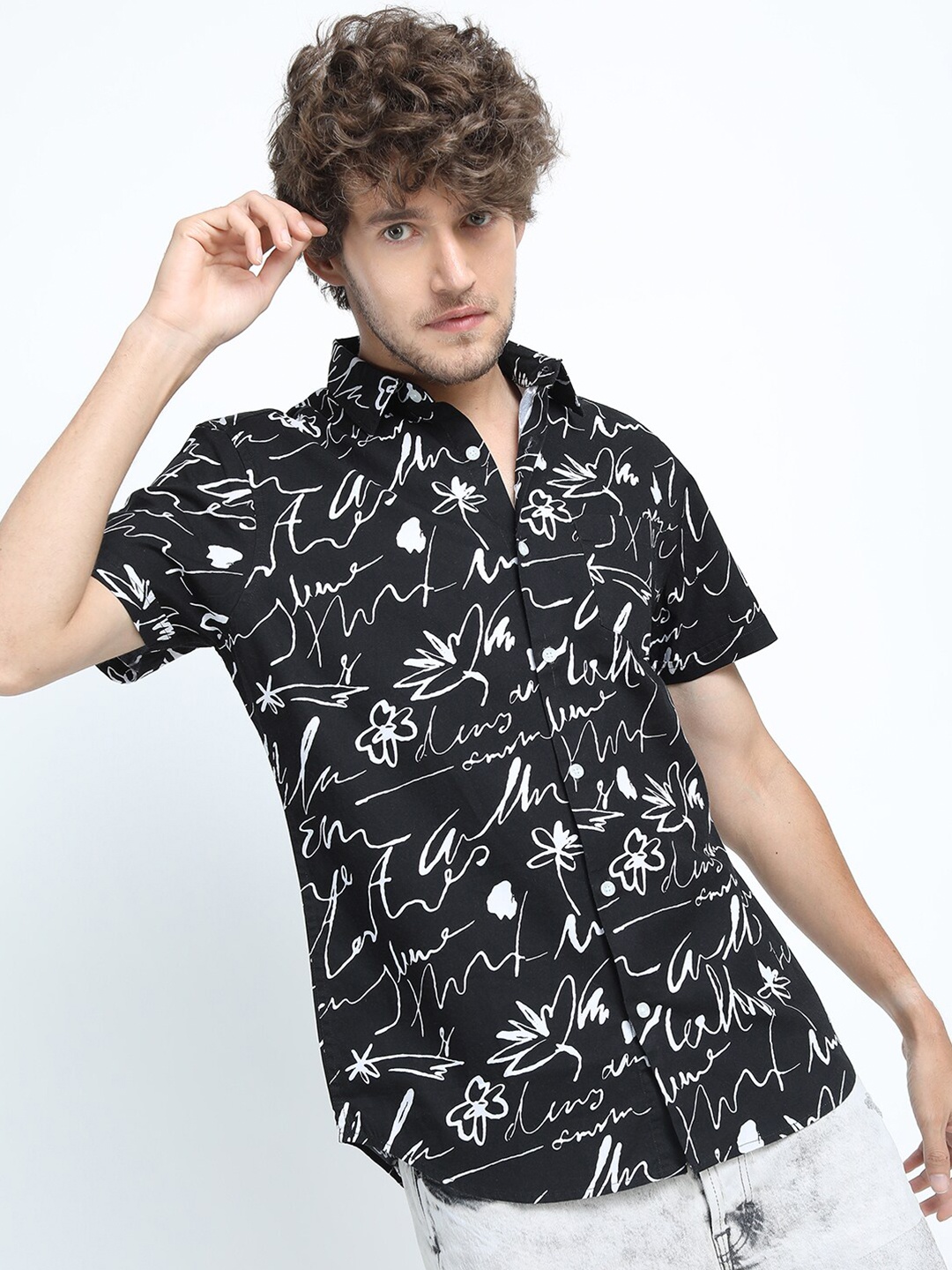 

HIGHLANDER Men Black Slim Fit Printed Casual Shirt