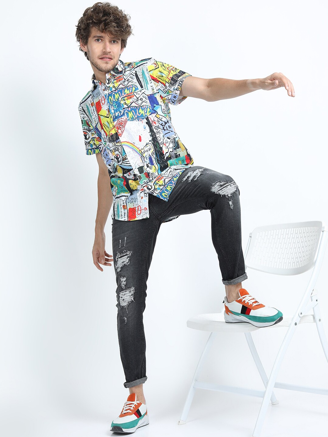 

LOCOMOTIVE Men Blue Slim Fit Printed Casual Shirt