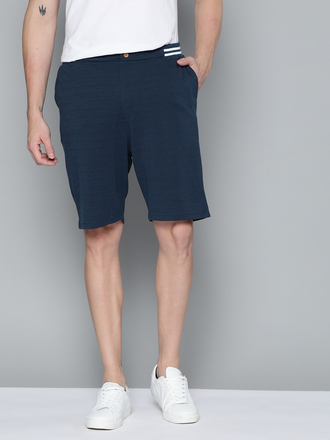 

Mast & Harbour Men Navy Blue Solid Shorts