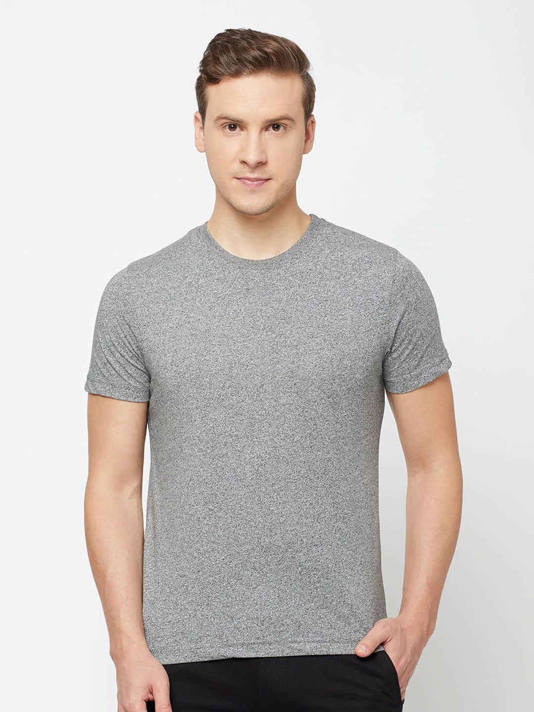 

SPORTO Men Grey T-shirt