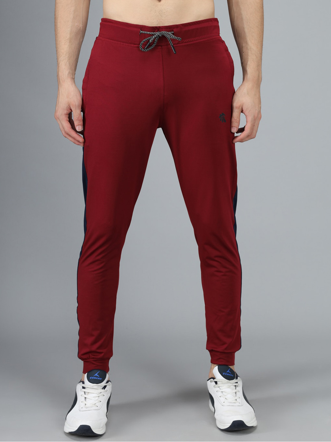 

Gallus Men Maroon & Navy-Blue Solid Joggers