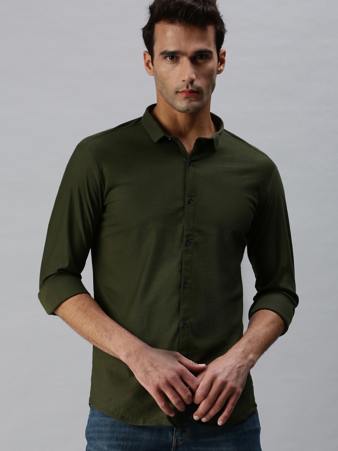 

SHOWOFF Men Olive Green Classic Slim Fit Cotton Casual Shirt