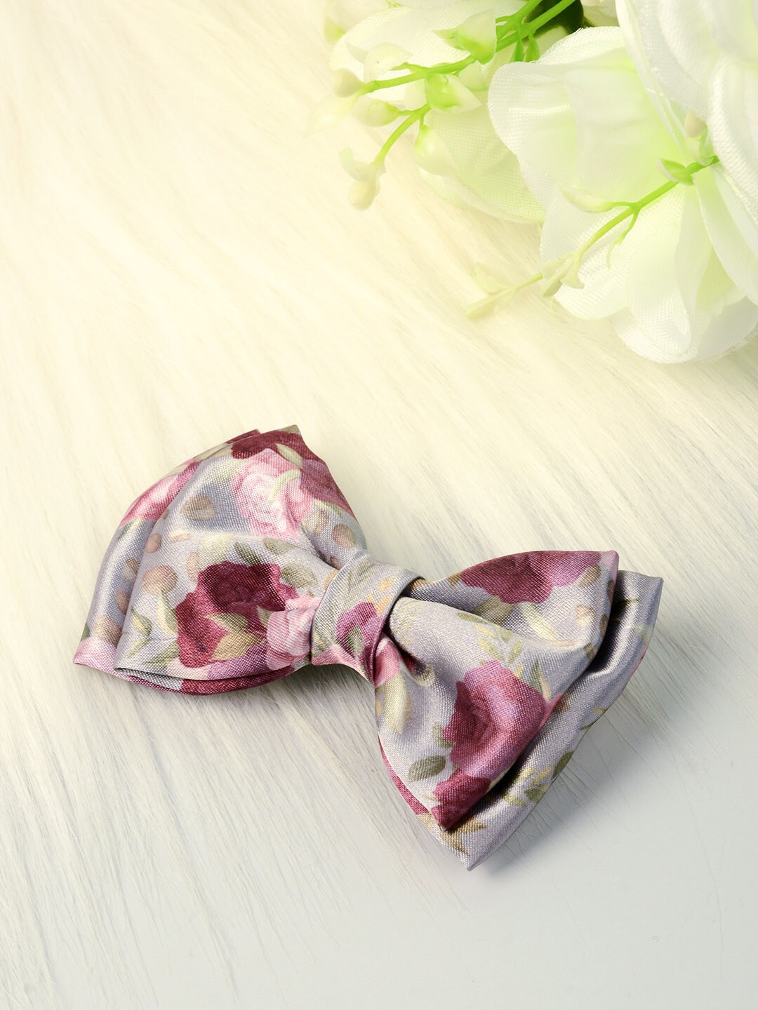 

Ferosh Women Grey & Pink Floral Printed Bow Alligator Hair Clip