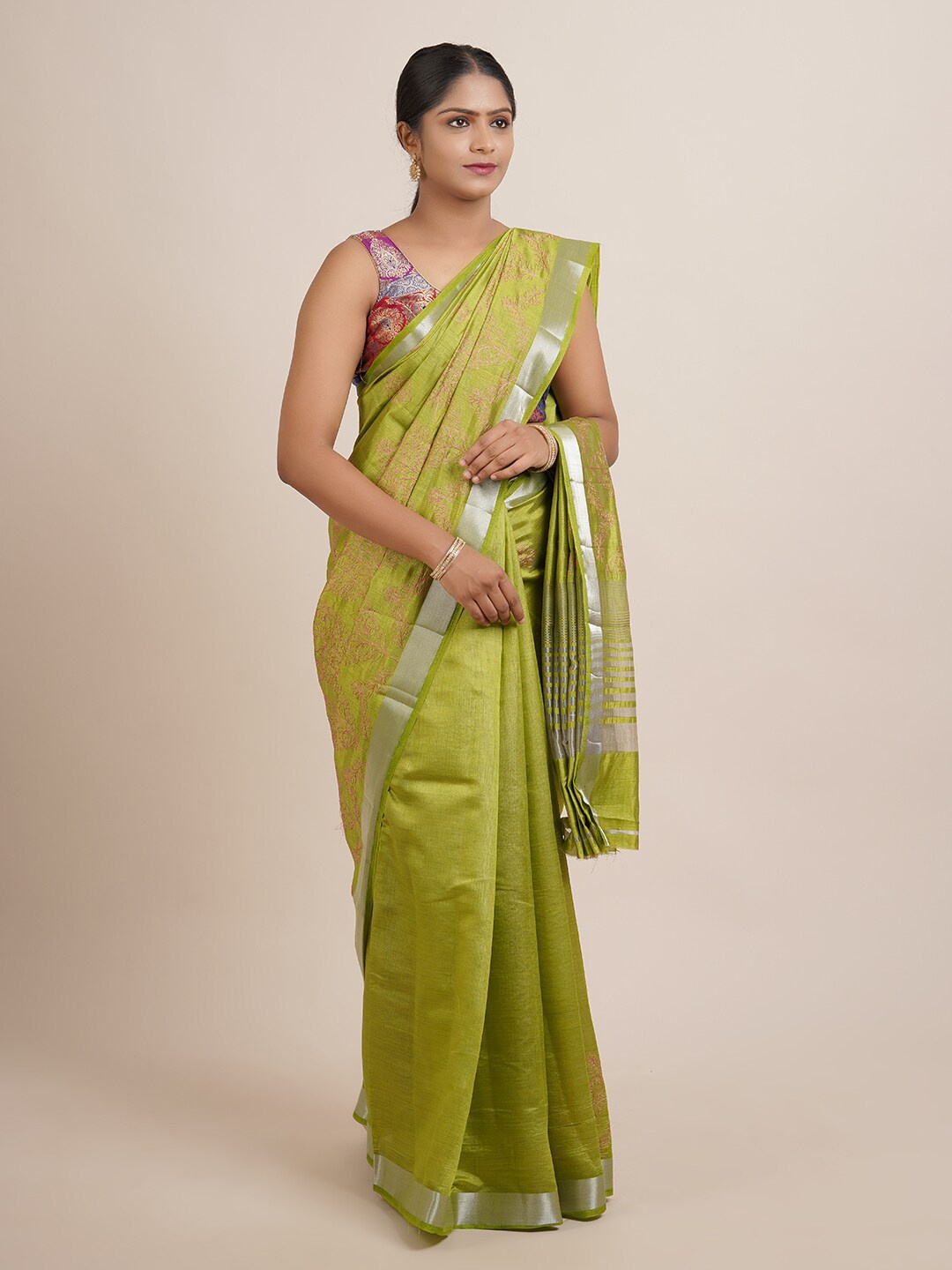 

Pothys Green & Silver-Toned Floral Embroidered Zari Jute Silk Saree