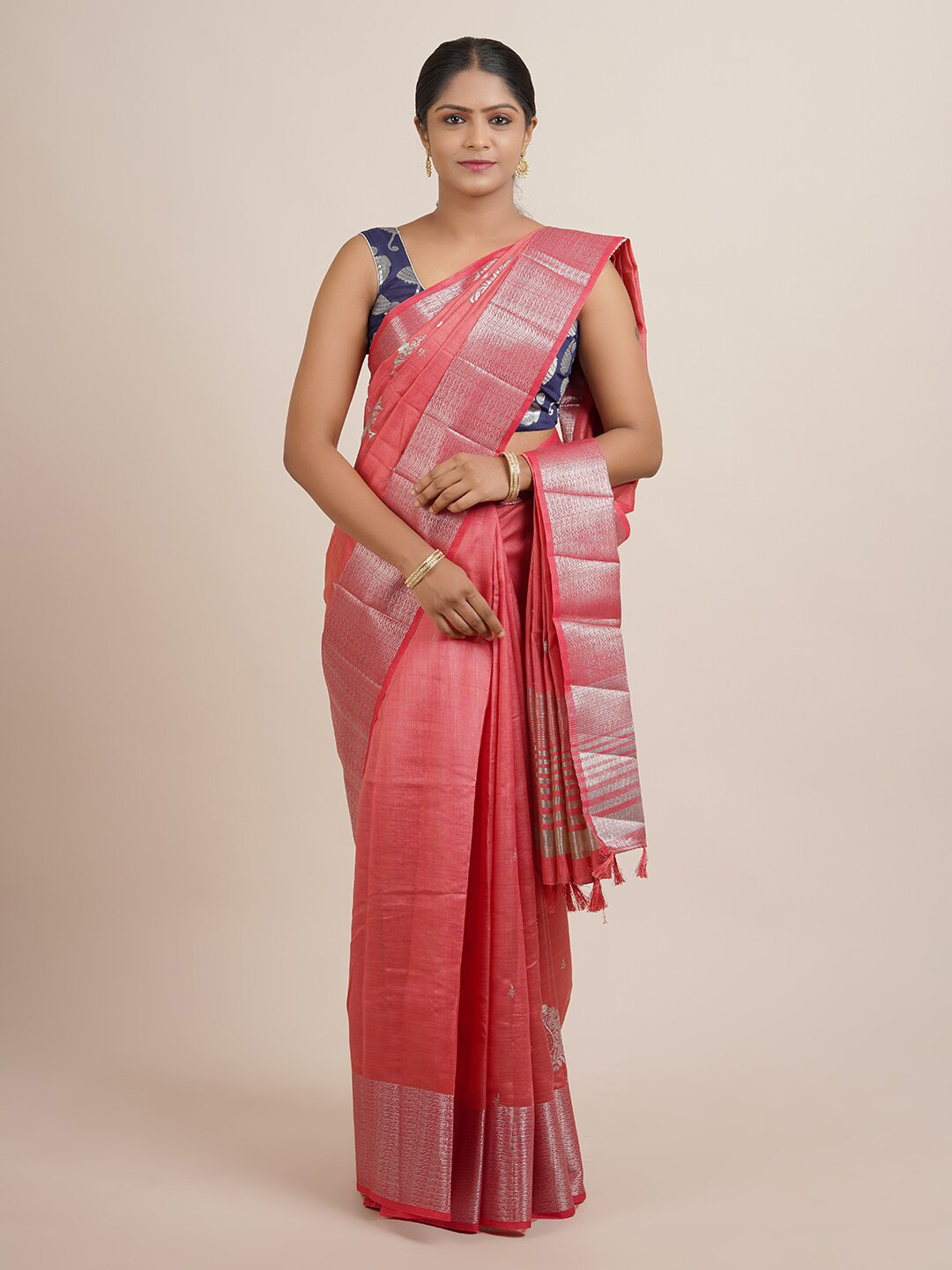 

Pothys Pink & Silver-Toned Floral Zari Jute Silk Saree